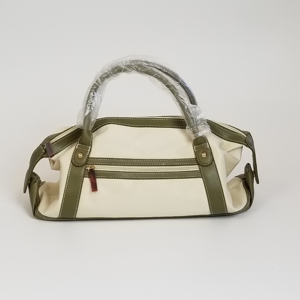 NWOT, Estee Lauder Bag!